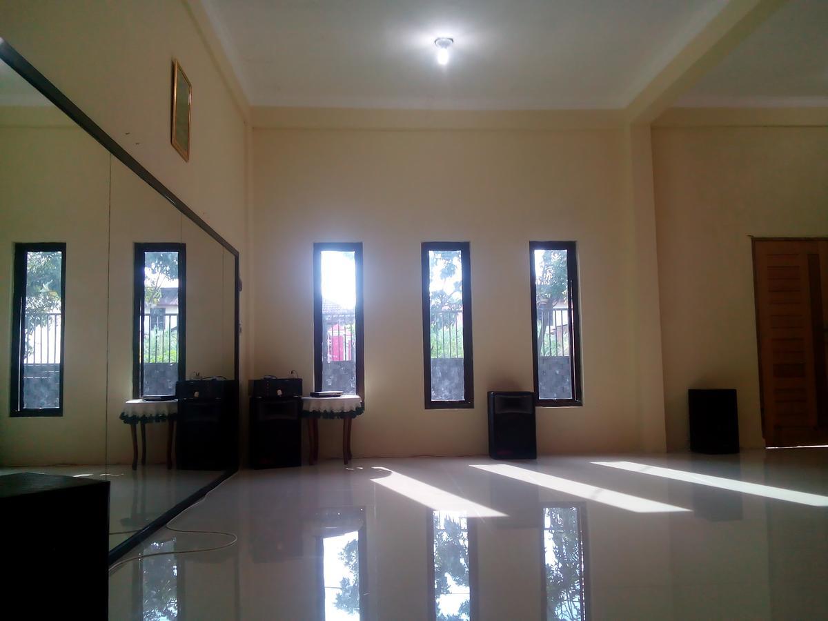 Pondok Cemara Hotel เมดาน ภายนอก รูปภาพ